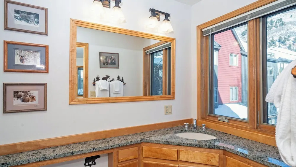 Lulu City 4B by Avantstay Beautiful Condo 100 Yards From Lift #7 Permit #:3639