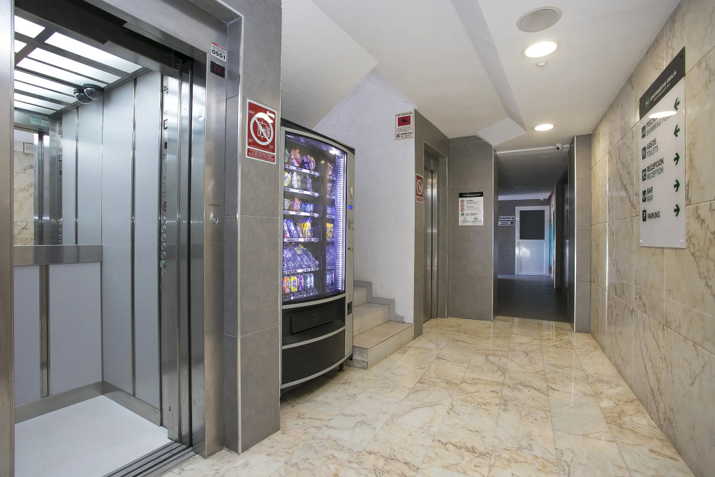 Apartamentos Amalia By Mc