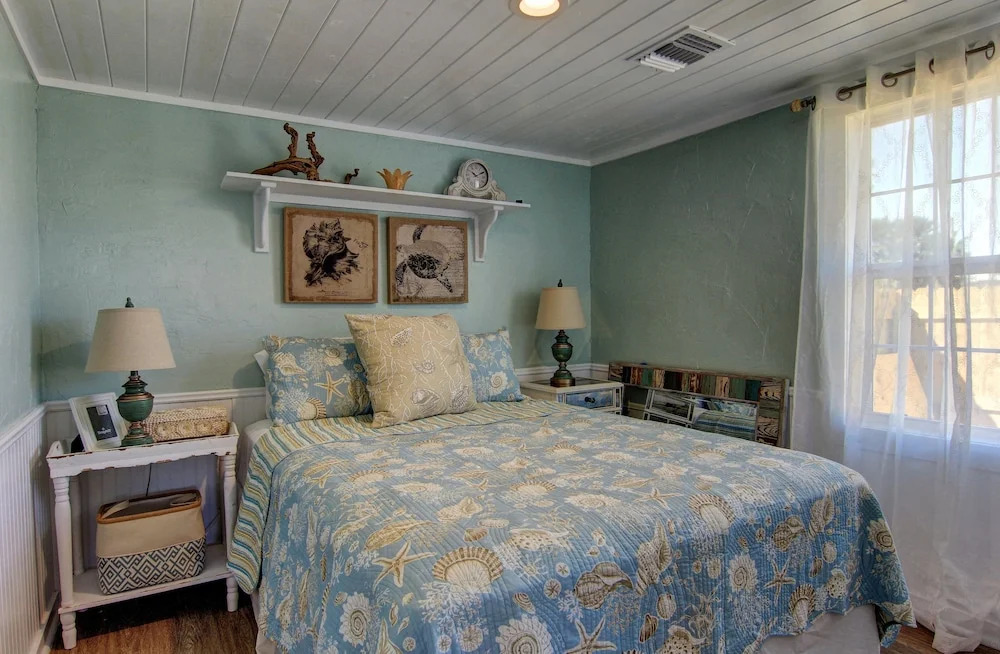 Summer Spritz Ss523e 2 Bedrooms 1 Bathroom Cottage