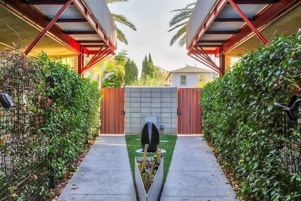 San Juan Avenue Exclusive 4BR