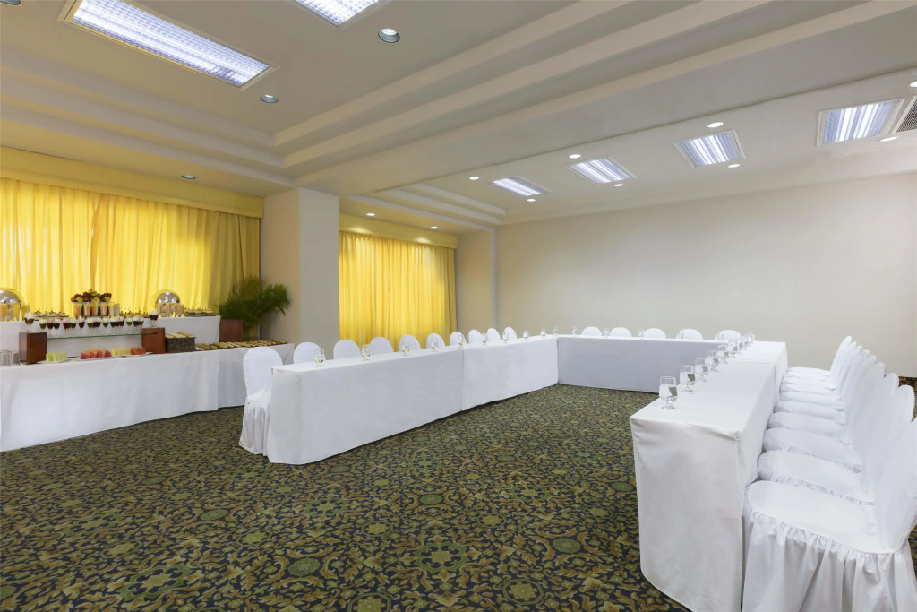 Отель Barceló Karmina All Inclusive
