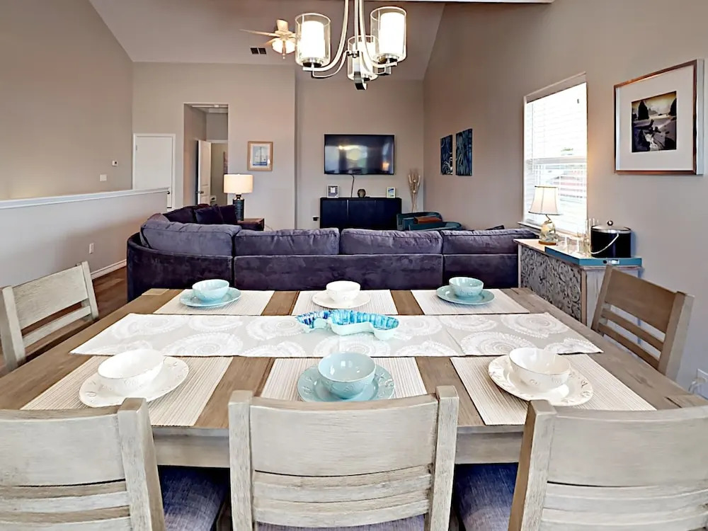 Aqua Bella 3 Bedrooms 2.5 Bathrooms Condo