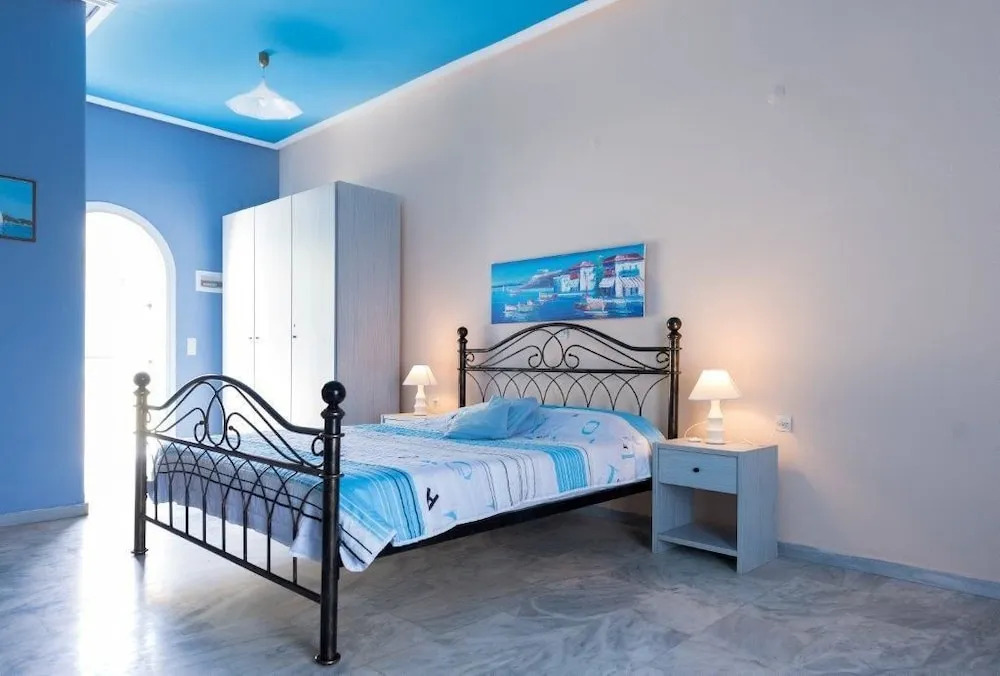 Ammes Apartments