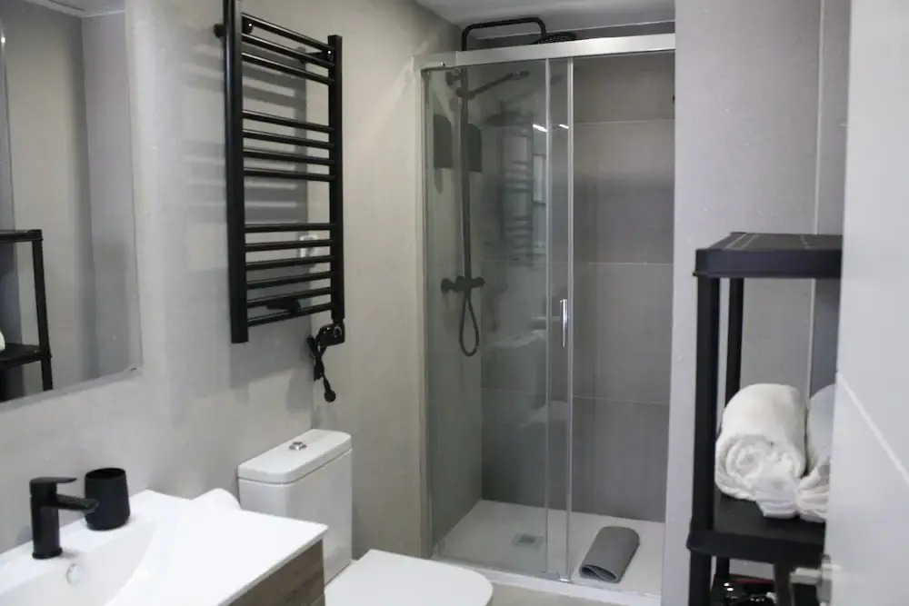 APARTAHOTEL MADRID URBAN SUITES - EDIFICIO EXCLUSIVO- 7 Apartments Boutique Full Equiped