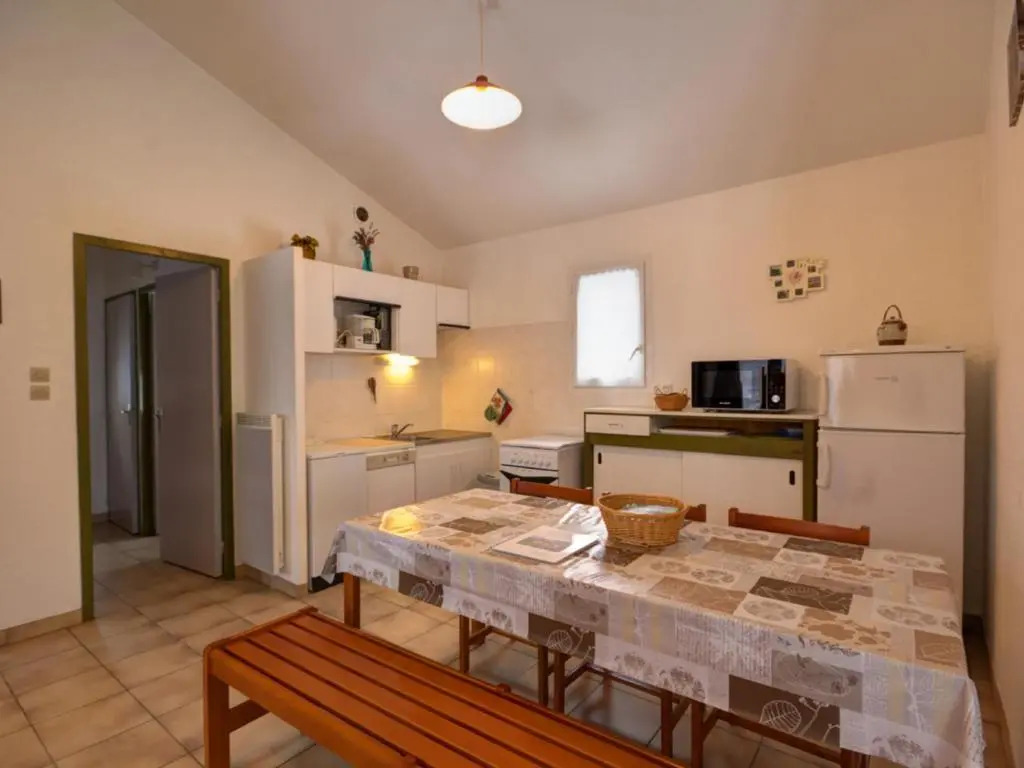 Chalet Avec Cheminee Et Animaux Acceptes a Usson-En-Forez - Fr-1-496-162