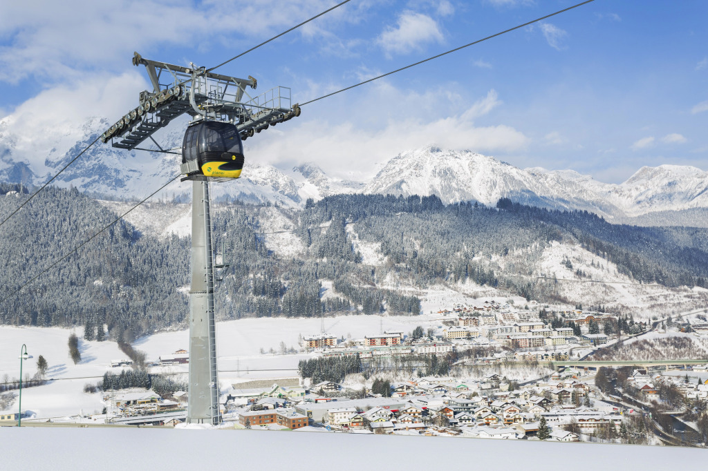 Alpine Club Resort