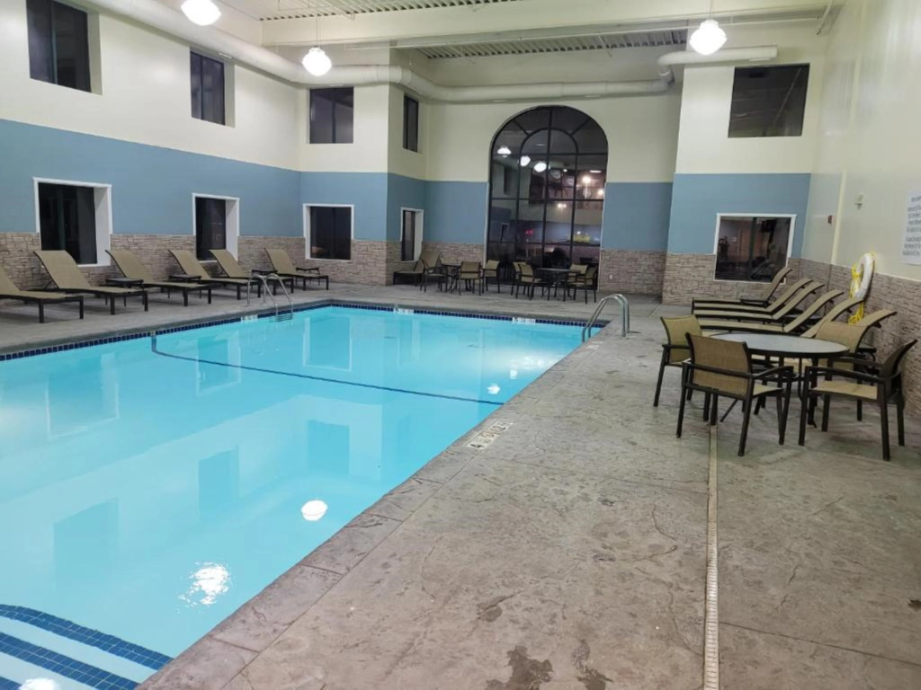 Holiday Inn Express & Suites Buffalo Airport by IHG