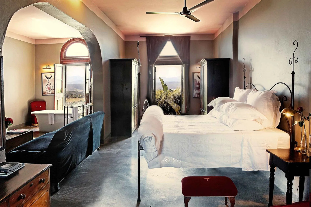 Grand Cafe & Rooms