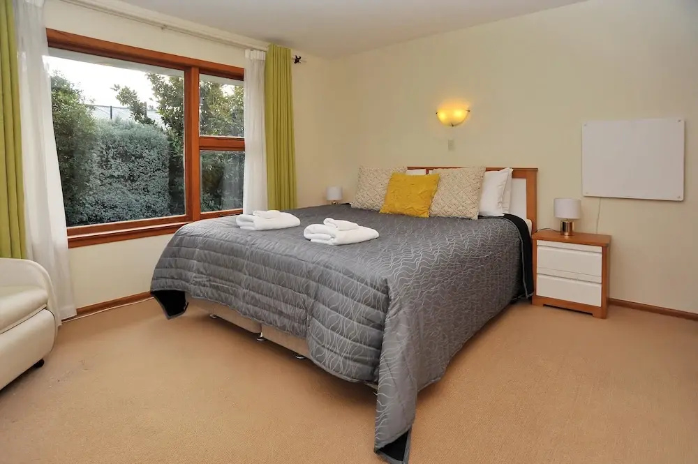 Woodbury Villa