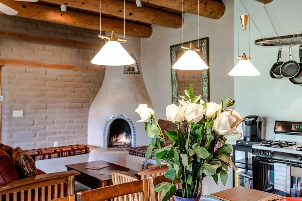 Canyon View Retreat - All Adobe Home, Tranquil Setting, Spectacular Views, Hot Tub Under the Stars
