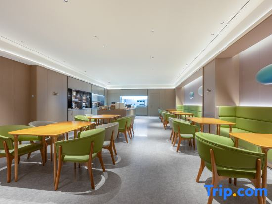 JI Hotel (Taiyuan Jinyang Lake Hongdenglong Stadium)
