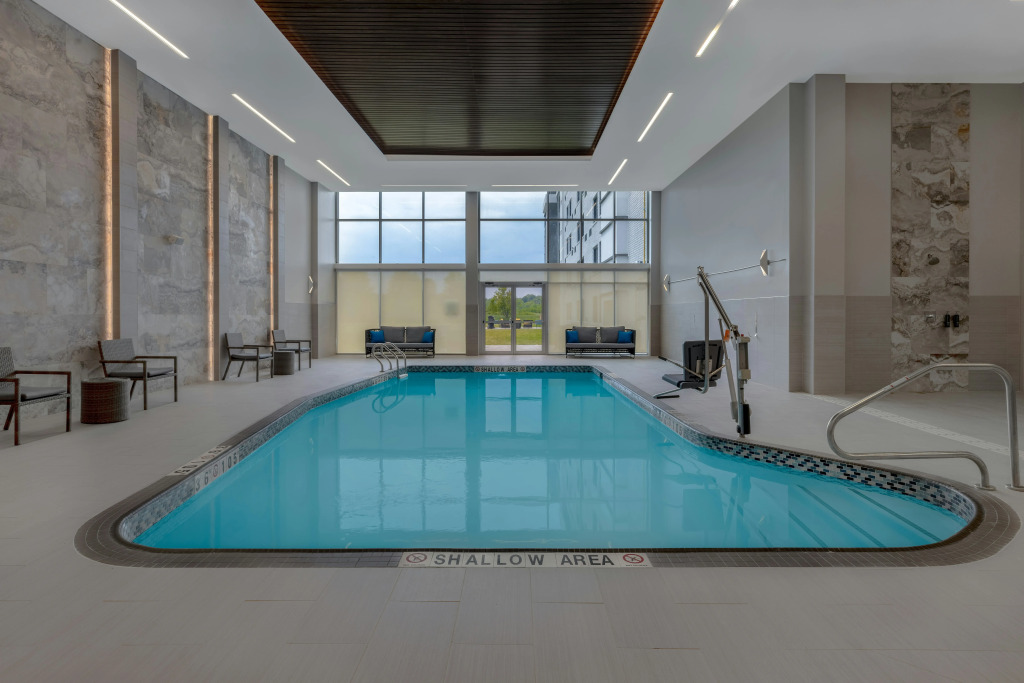 DoubleTree by Hilton Kingston - Newly Renovated