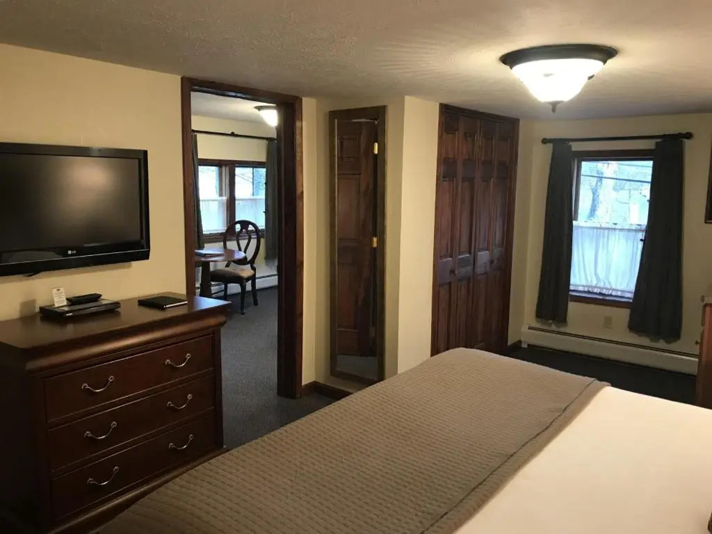 Woodfield Manor - A Sundance Vacations Property