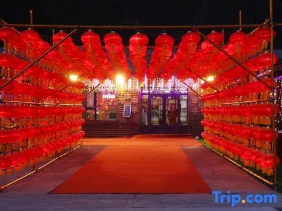 Xuegu Jinze Cold Spring Town (China Xuegu Scenic Area)