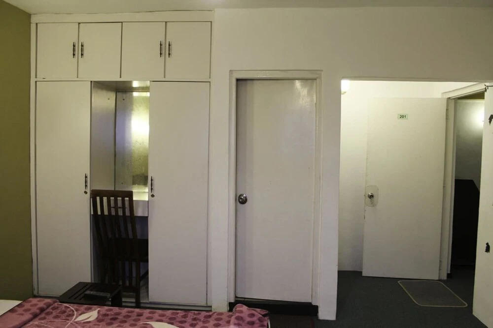 Yoho Skyshine Bungalow
