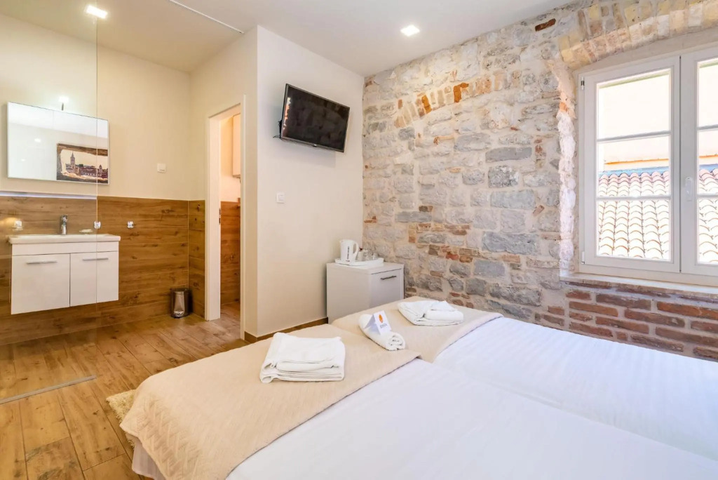 Idassa Atrium rooms