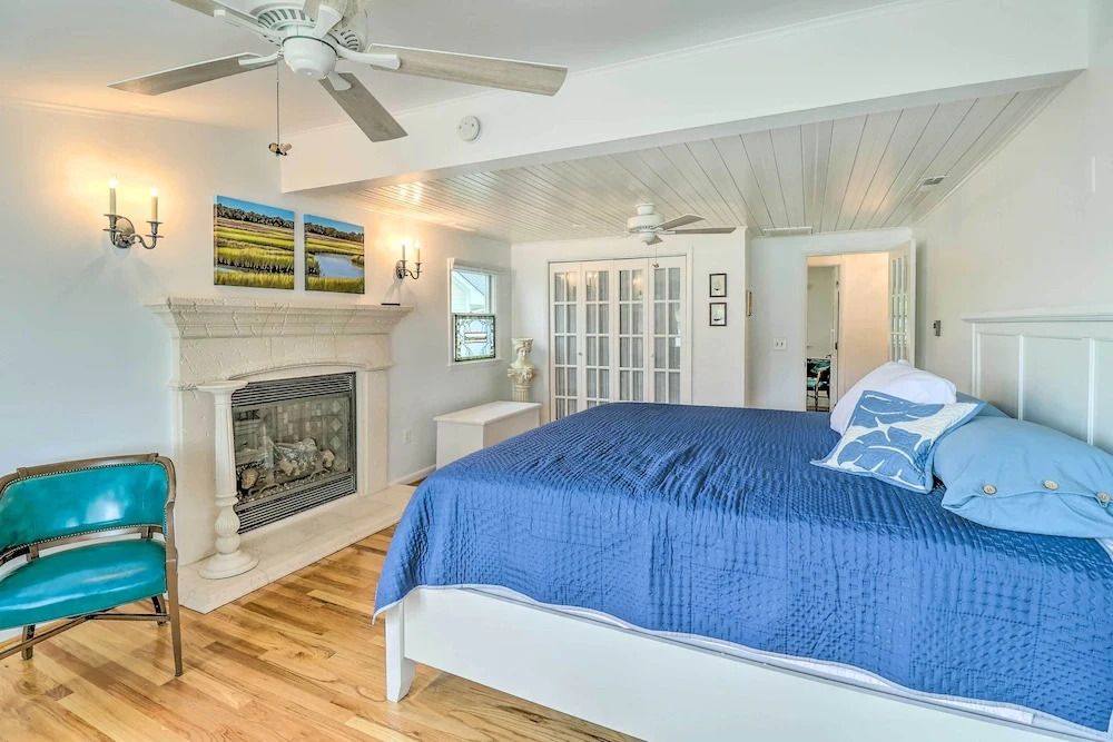 Grasonville Home w/ Private Pool on the Water