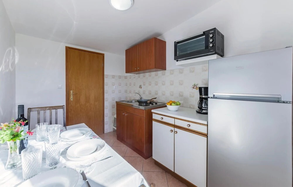 Stunning Apartment in Fazana With 2 Bedrooms and Wifi
