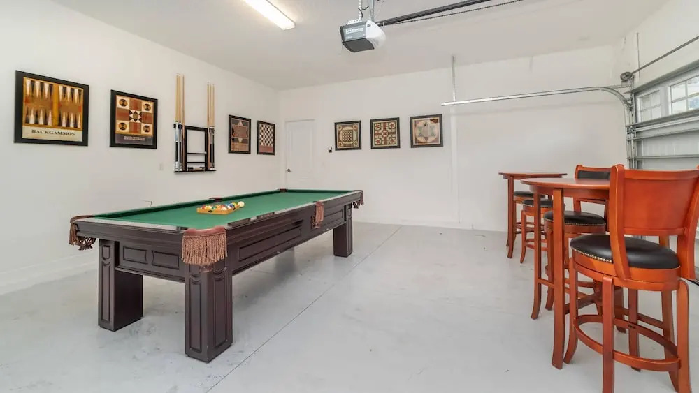 1506 Moon Valley Drive