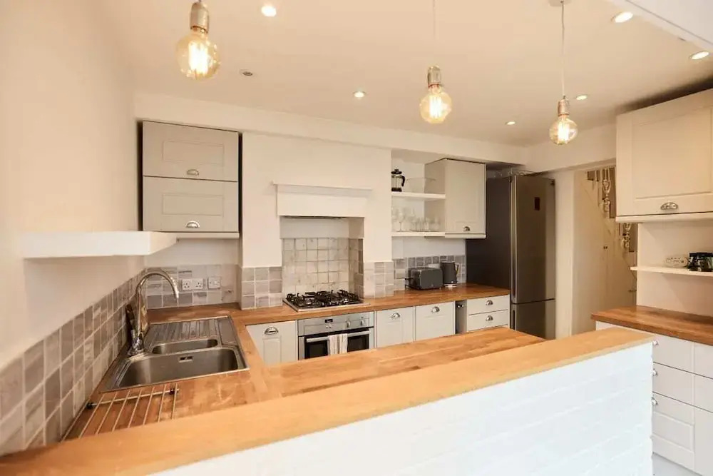 The Fulham Hideout - Modish 2bdr Flat With Patio