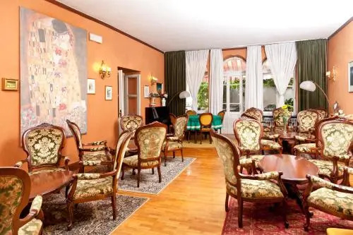 Hotel Marchi
