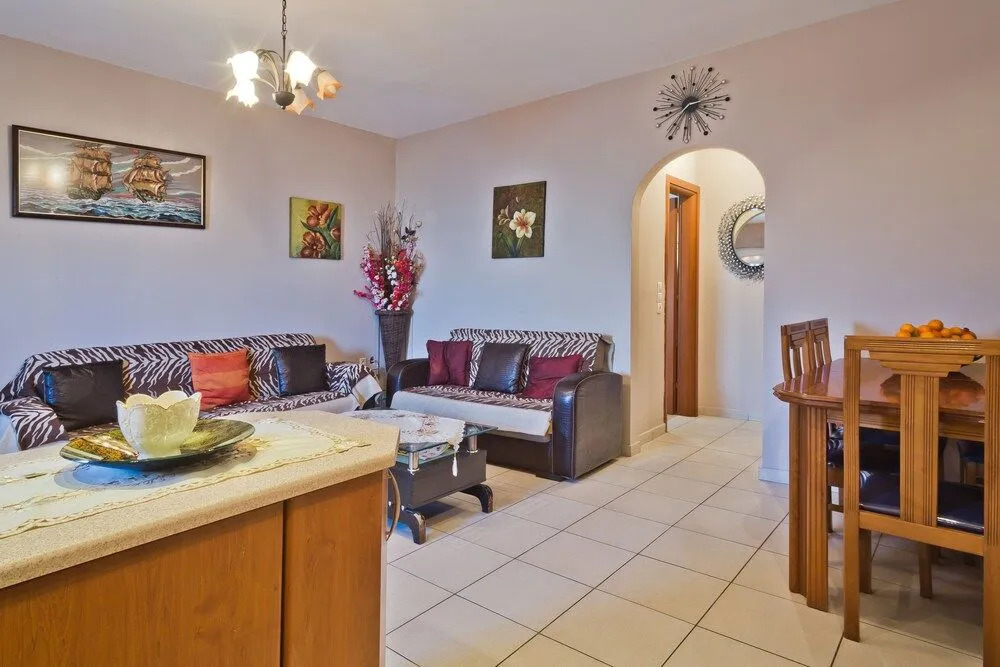 One Bedroom Apartment