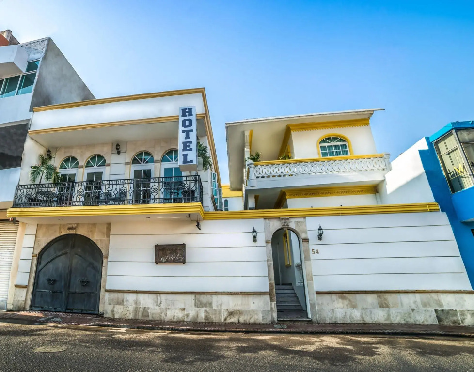 Hotel Casa Blanca