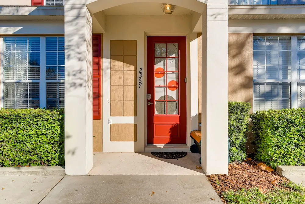 3BR Wndsr Plms Townhome by FS FL VH-2367