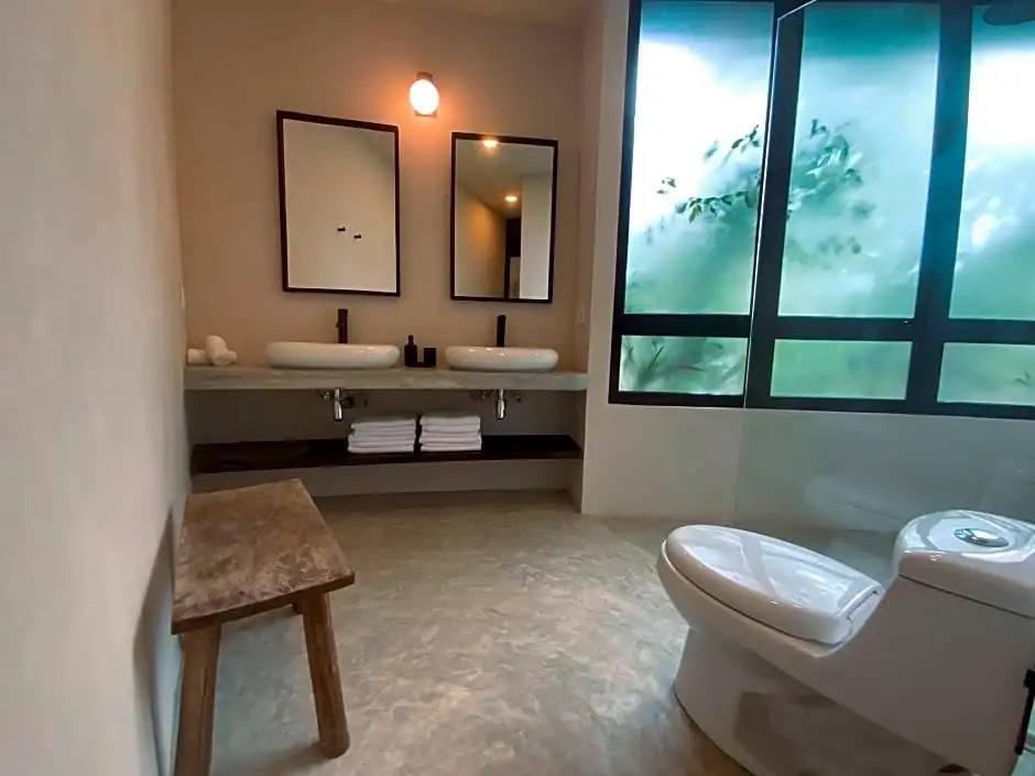 Pvt. Soona Villa /Pvt. Pool /100mbs/AC/Concierge