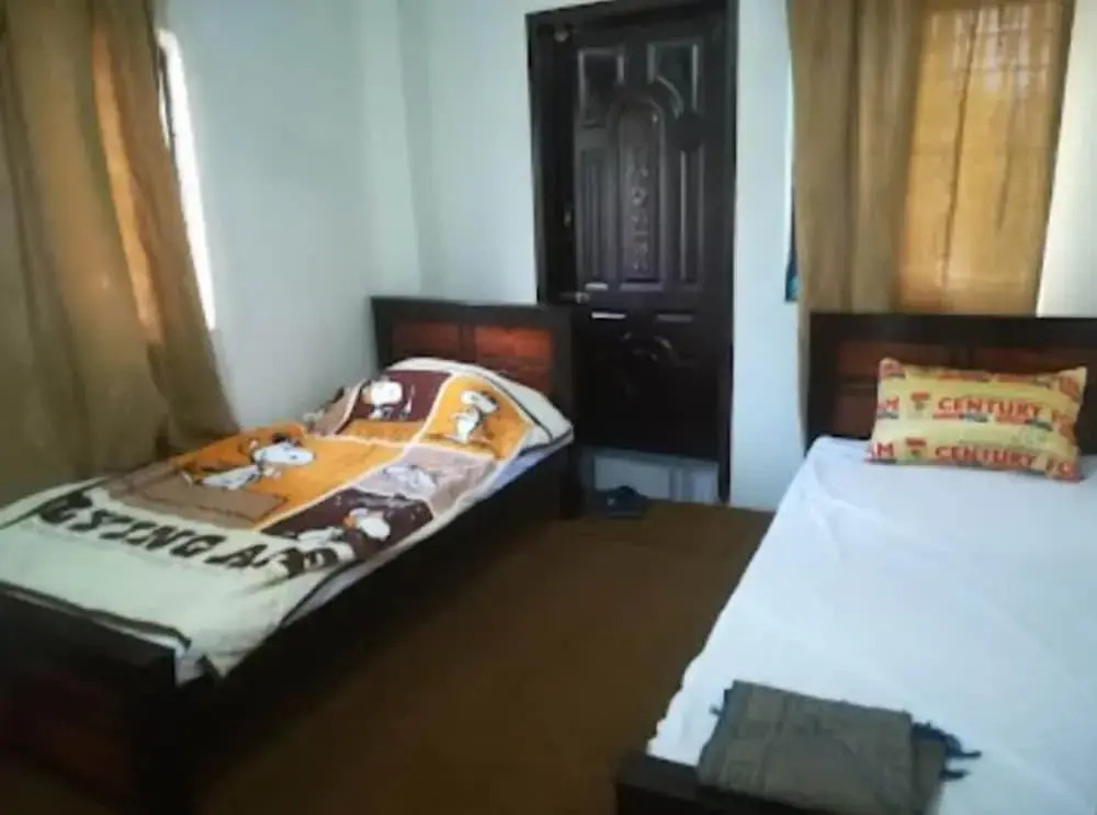 Shandar Guest House