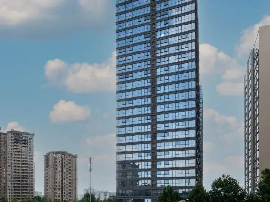 Huayi Hotel (Chongqing Yuelai National Expo Exhibition Center)