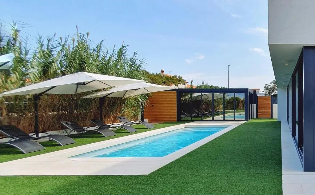 Villa Aurus