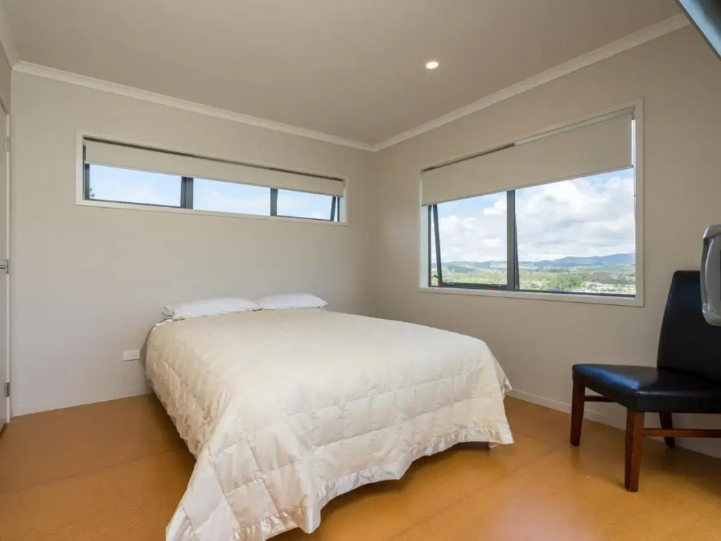 Driftwood Views - Mangawhai Heads Holiday Home