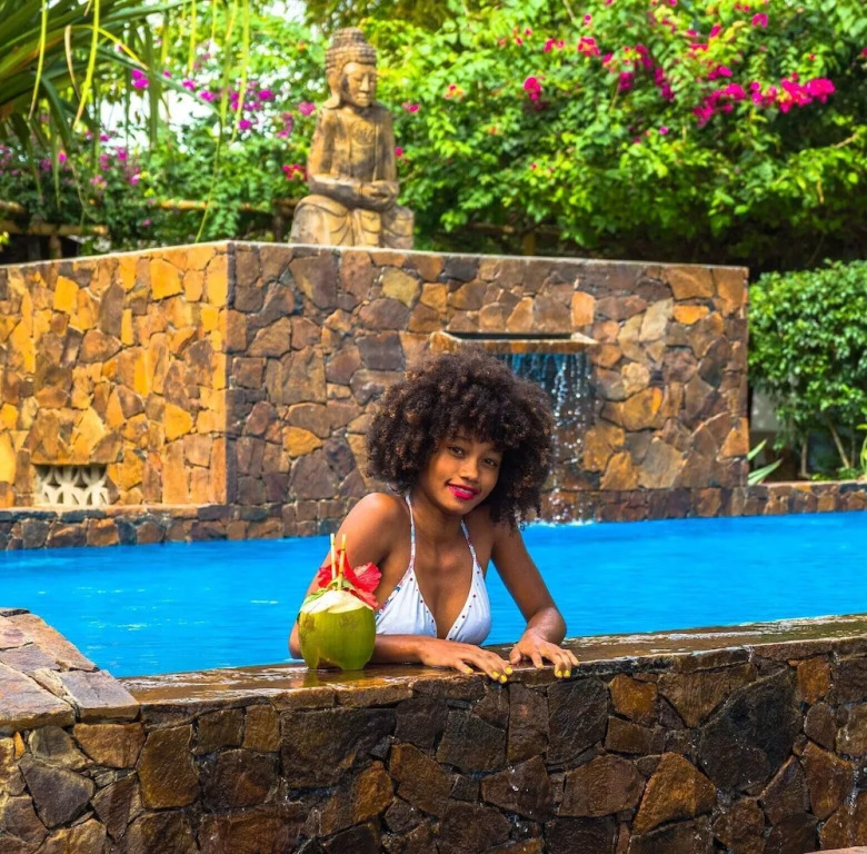 Hotel ECOLODGE LE RAVORAHA