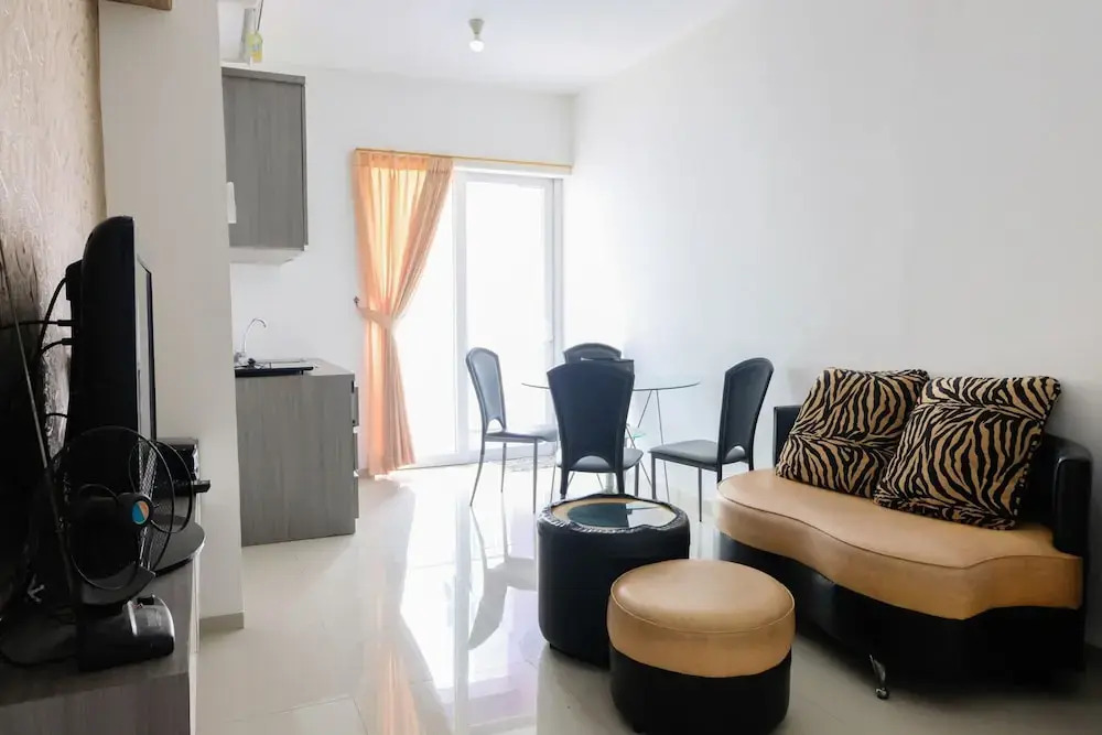 Comfy 2BR (No Kitchen) Apartment at Aeropolis Crystal Residence