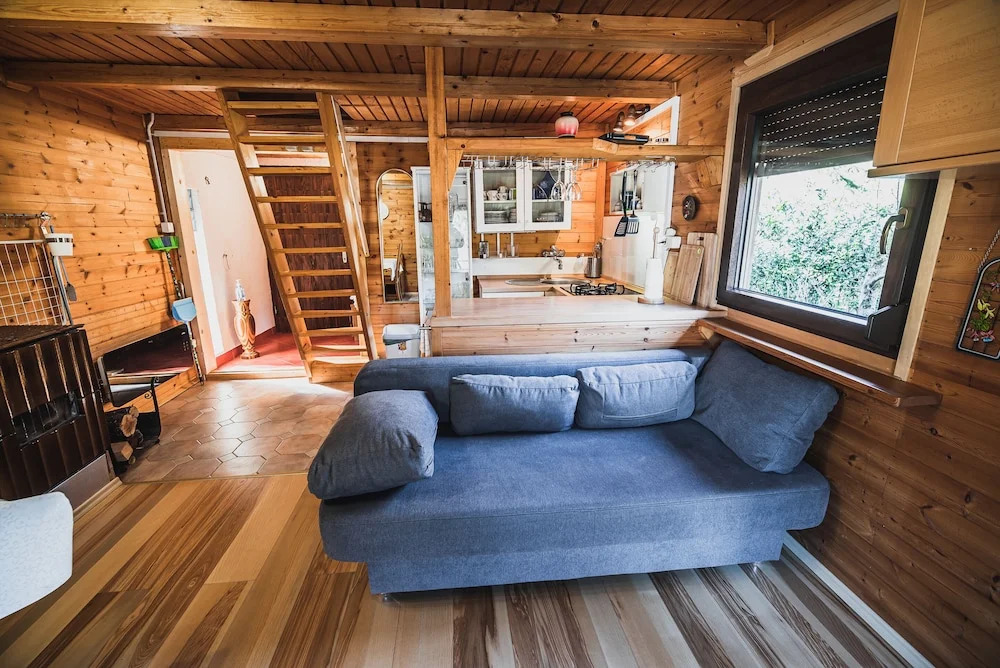 Wooden Cabin Zurej with Hot Tub