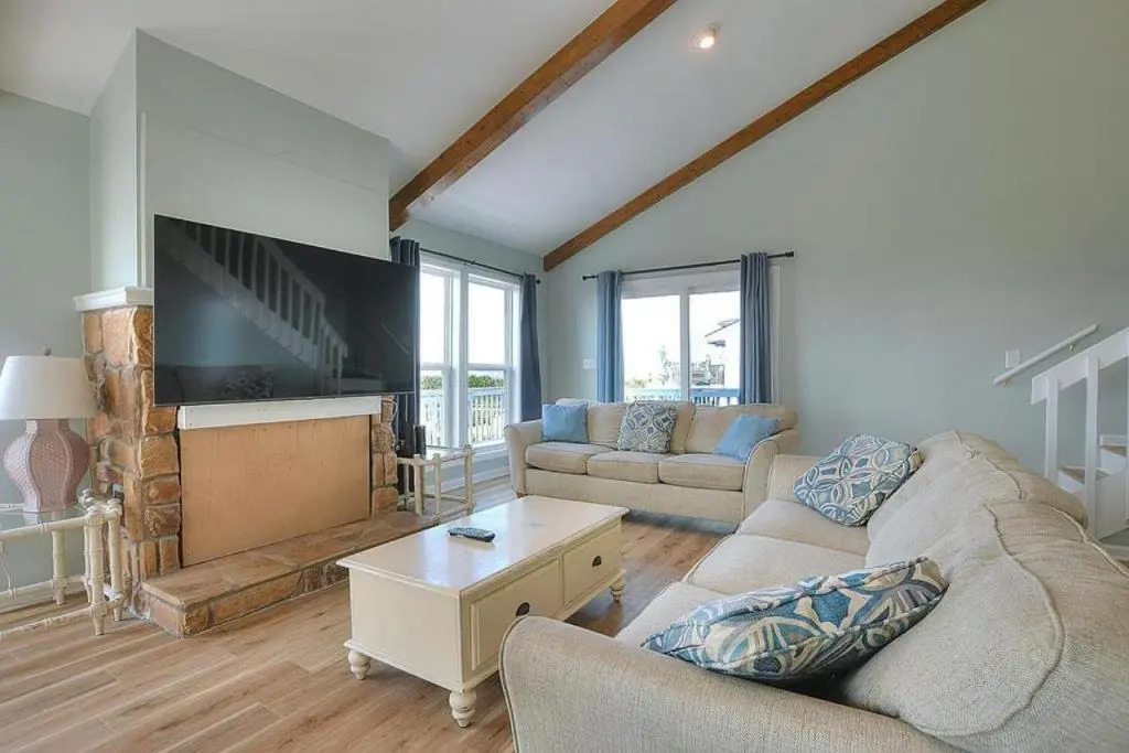 Barefoot Bungalow