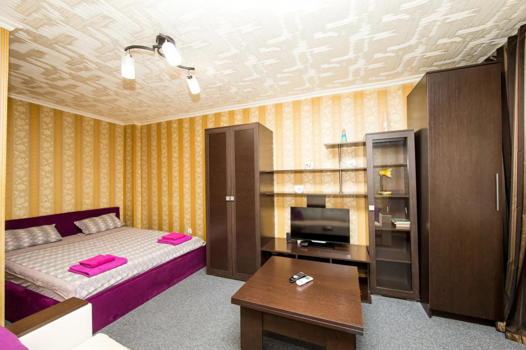 Aday Apartments (Эдэй Апартаменты) на улице Радищева 86