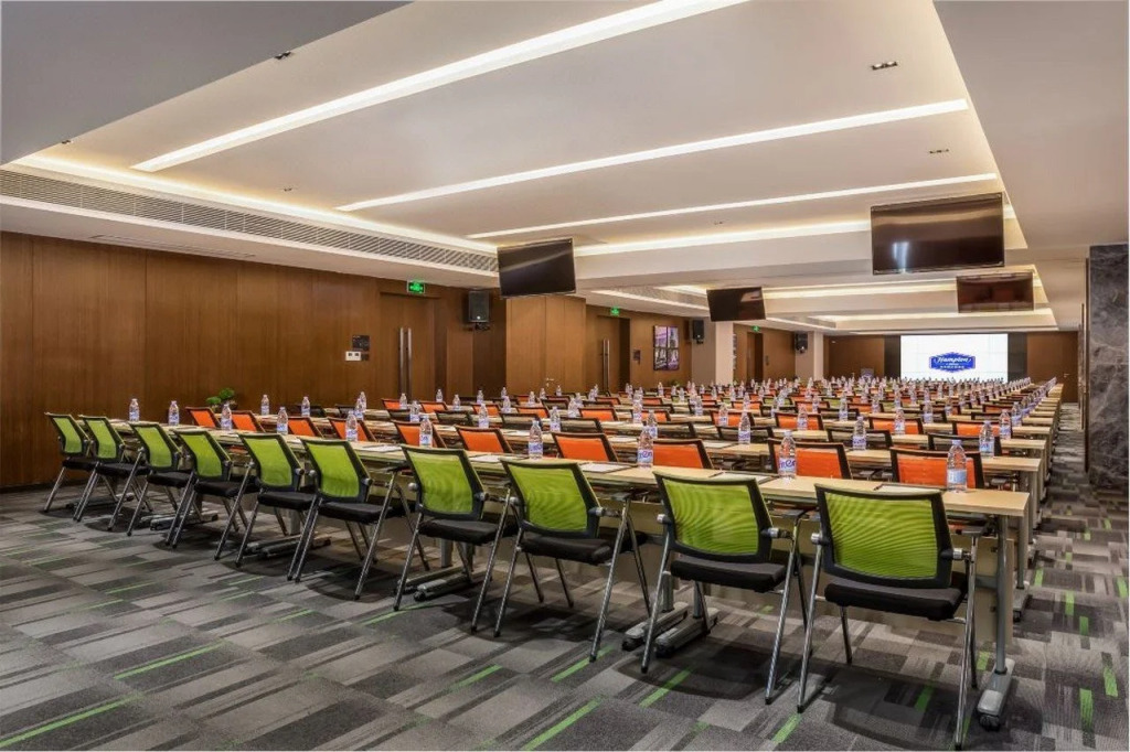 Hampton by Hilton Shenzhen Pingshan Station
