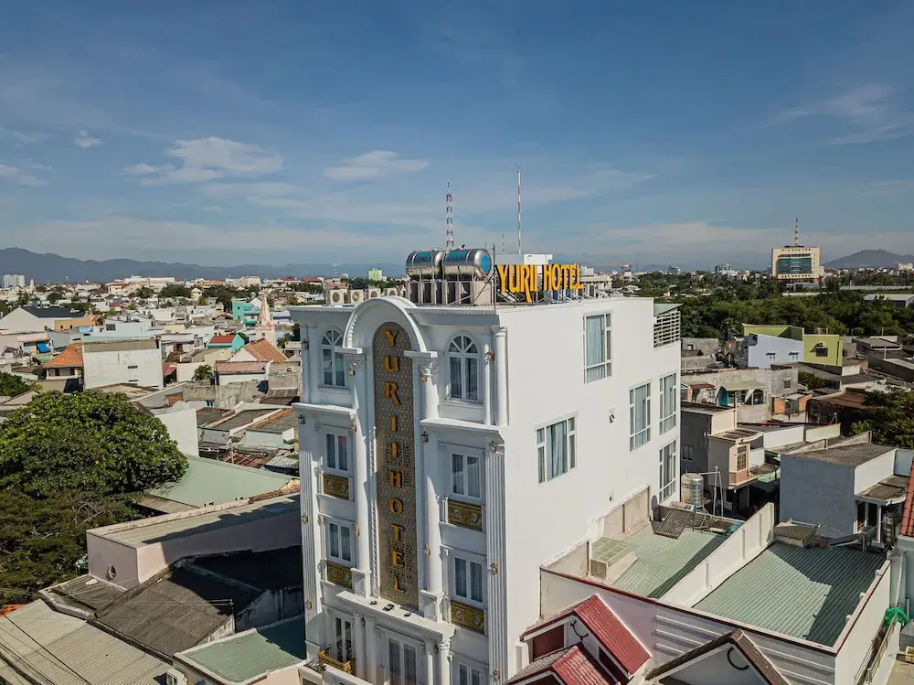 Yurii Hotel