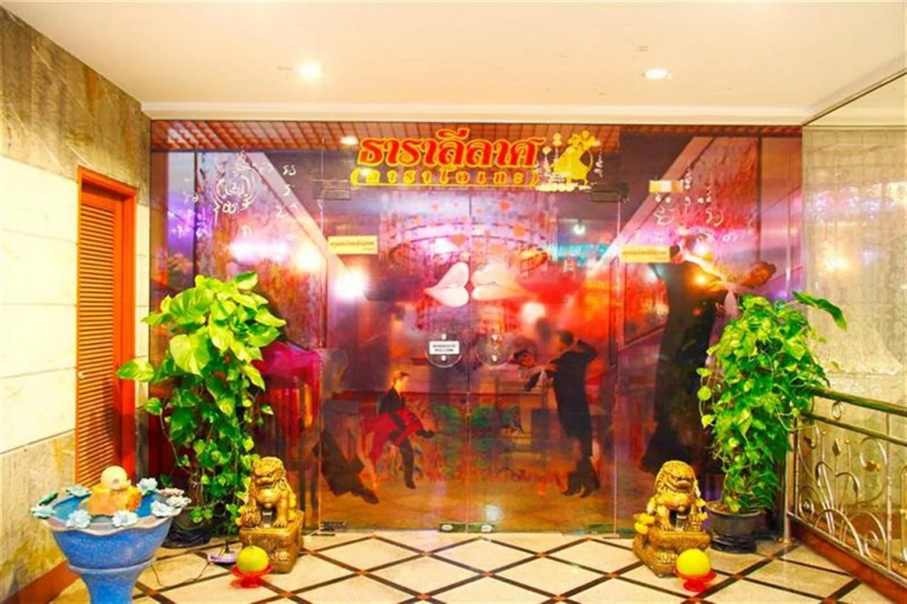 Grand Tara Garden Thai Hotel