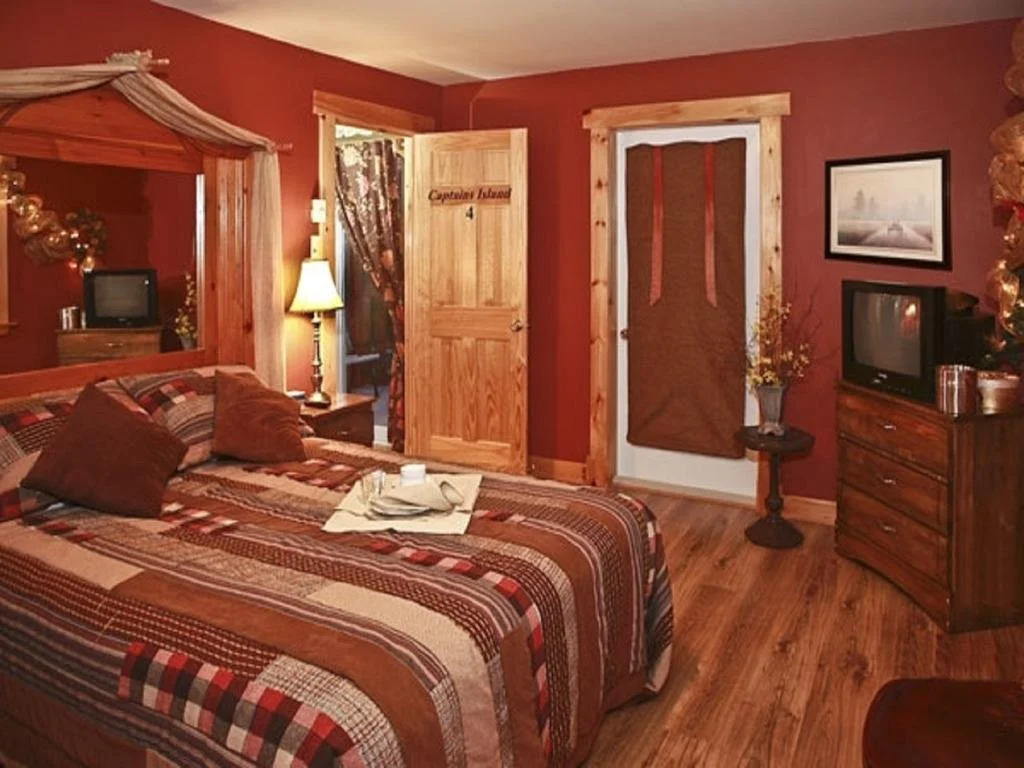 Bears Cove Inn