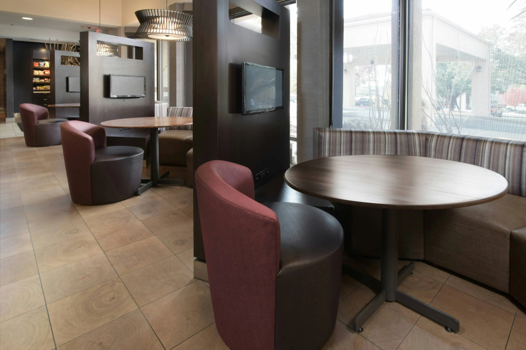 Courtyard by Marriott Albuquerque Airport