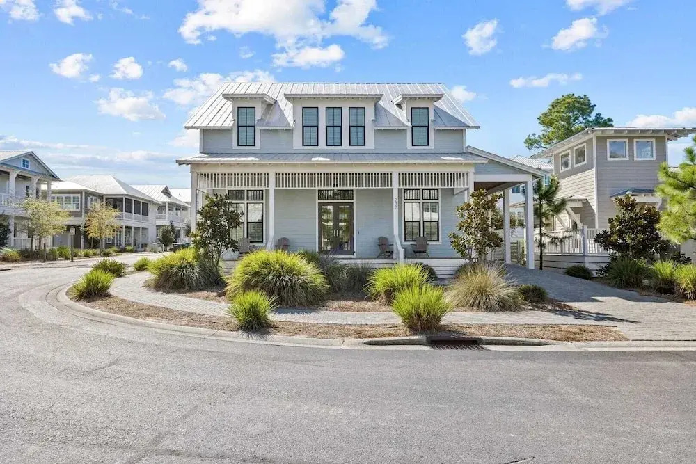 30A Aqua Vista by Avantstay Golf Cart Included, Pool Acess, Walk to Beach