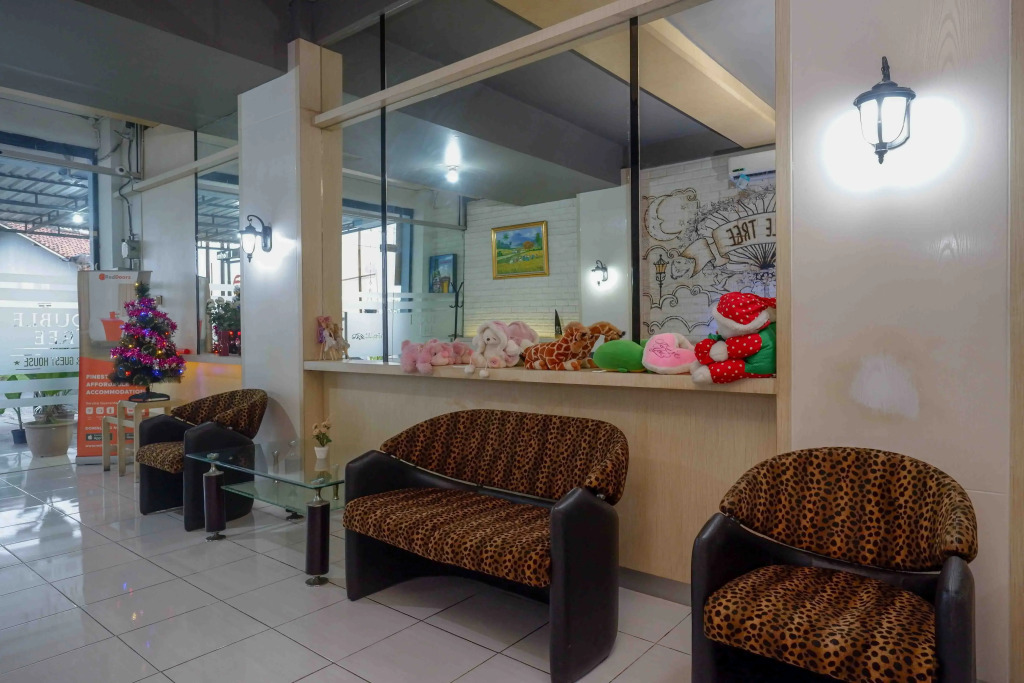 Super OYO 3746 Double Tree Guesthouse