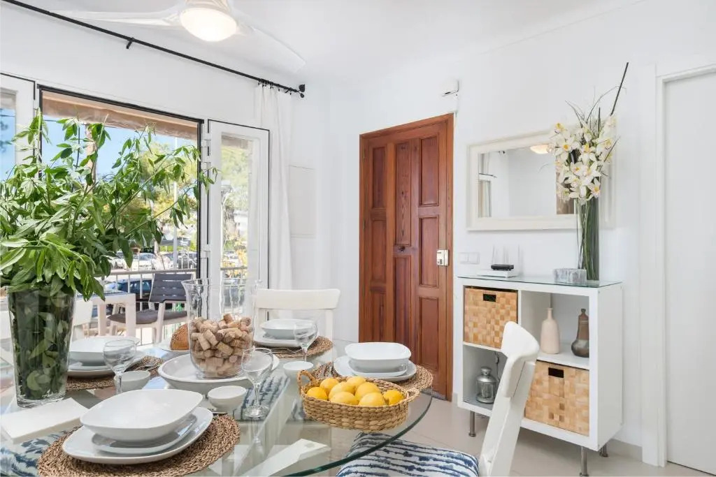 C140 Pine Beach by Mallorca Villa Selection
