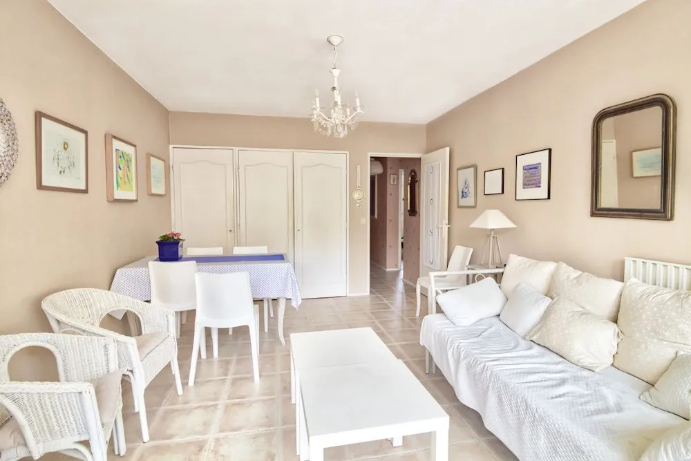 Edelweiss Private Apartment Terrace