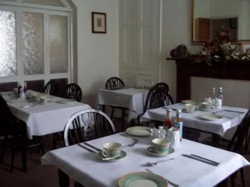 Denecrest Guest House