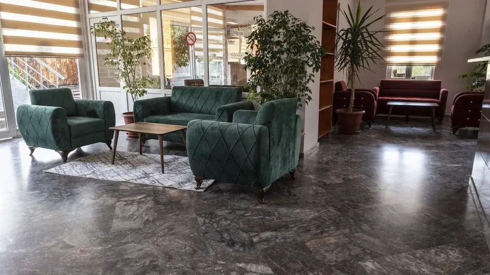Side Spring Hotel