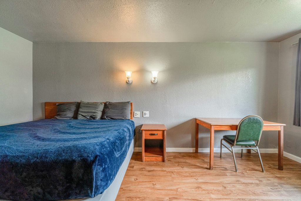 Economy Inn Livingston By OYO TX US 59